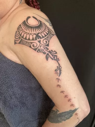 Tatouage maori tatoué sur Hossegor., Dax, L'Encre du Paradis